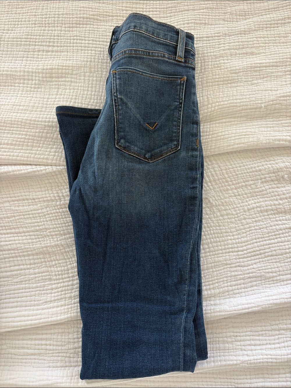 Hudson Barbara Bootcut Jeans in Medium Blue Wash - Picture 4 of 4